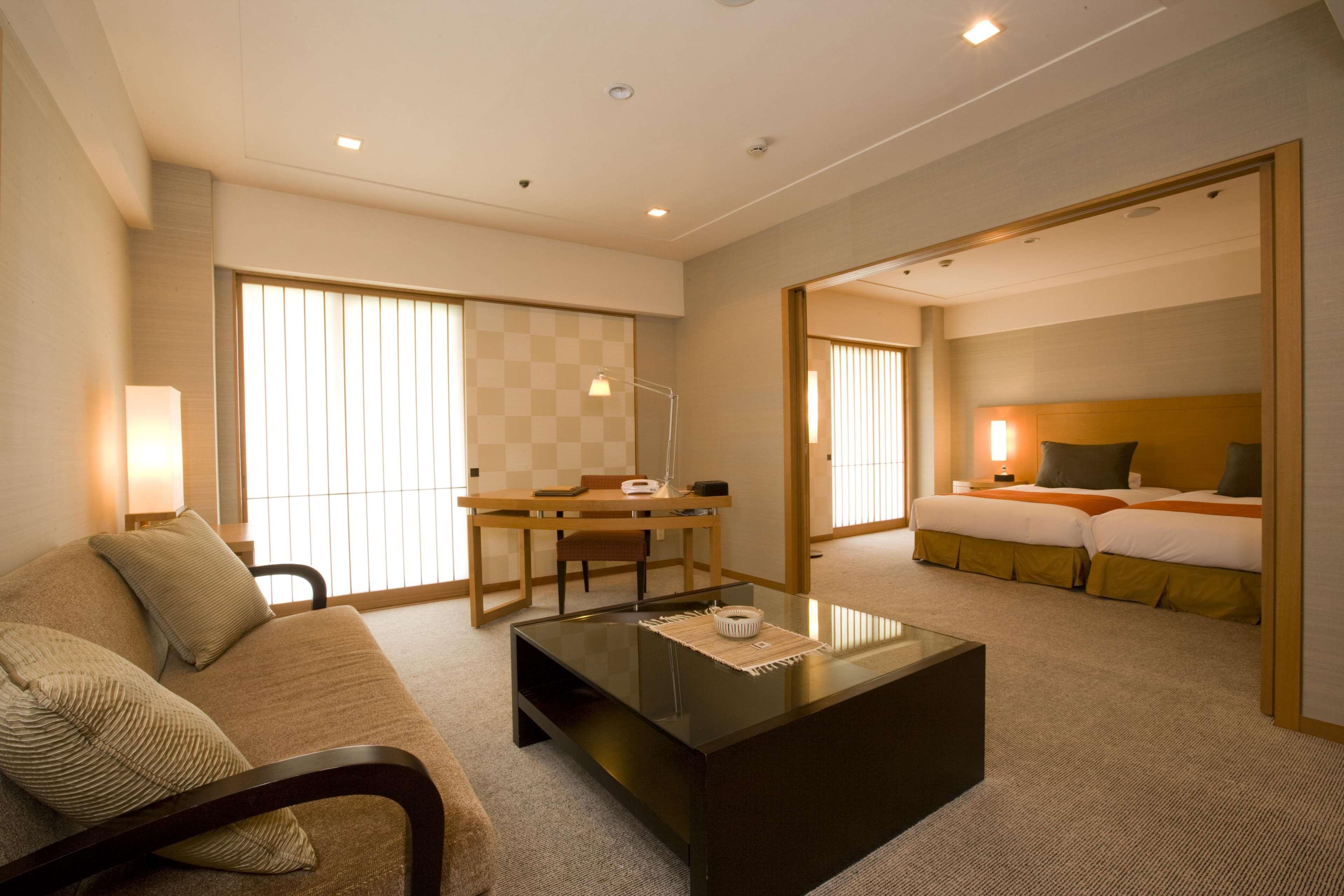 Kyoto Tokyu Hotel Exteriör bild A suite at the hotel
