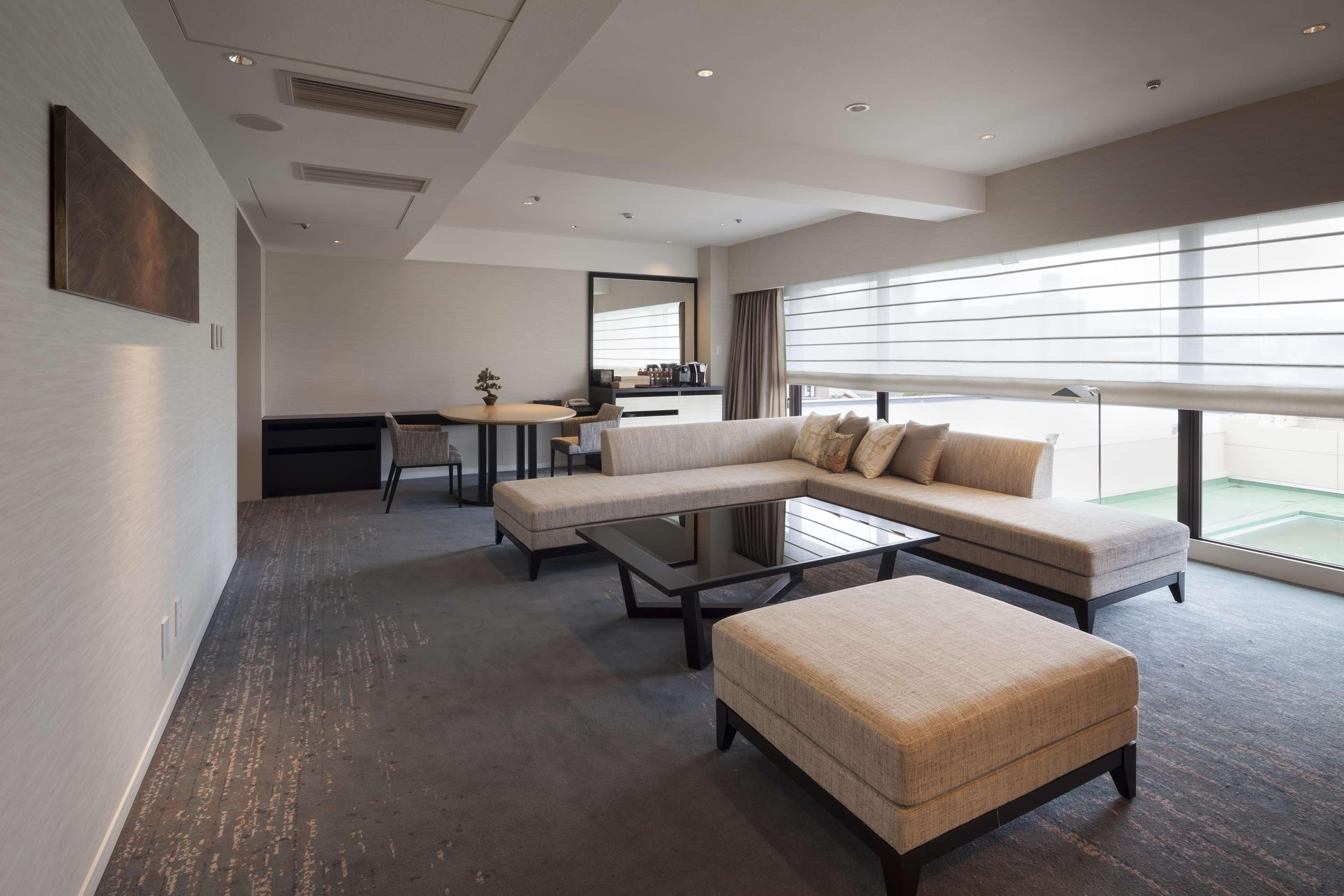 Kyoto Tokyu Hotel Exteriör bild A suite at the hotel